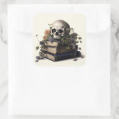 Gotische Waterverf Schedel met Bloemen Vierkante Sticker (Tas)