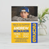 Goud & Blauw Modern Afstuderen Fotouitnodiging Kaart (Staand voorkant)