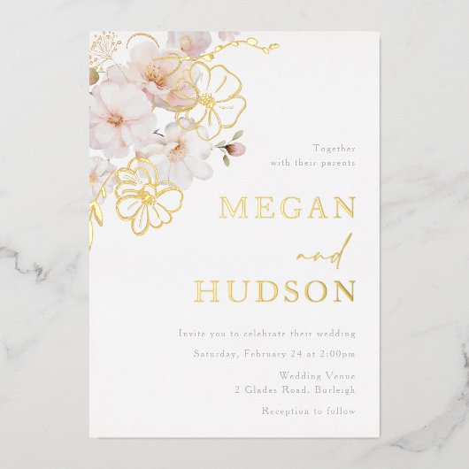 Goud & Blush Wildbloemen Bruiloft Gouden Folie Uitnodiging (Voorkant)