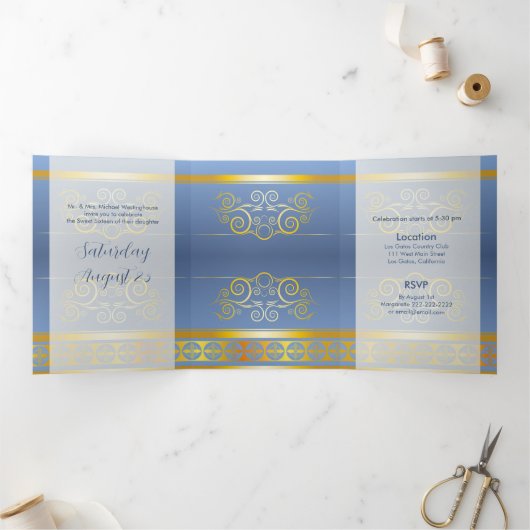 Goud en Blauw Foto Lief 16 Feestuitnodiging Drieluik Uitnodiging (Binnen)