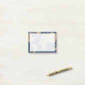 Goud en blauwe Wereldkaart Post-it® Notes (Op bureau)