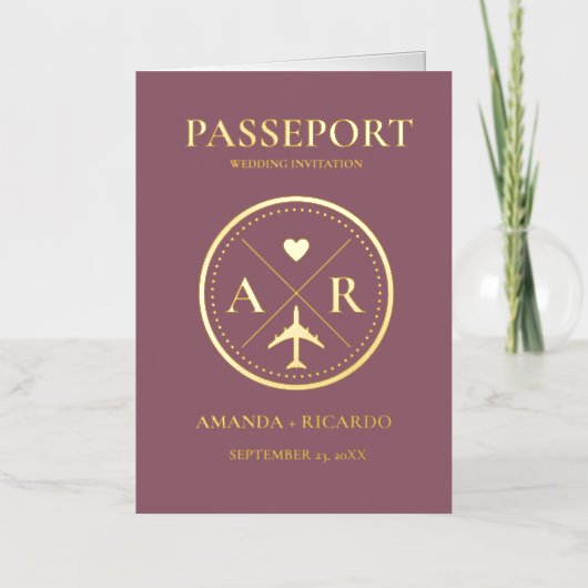 Goud en donker Mauve paspoort bruiloft uitnodiging (Voorkant)