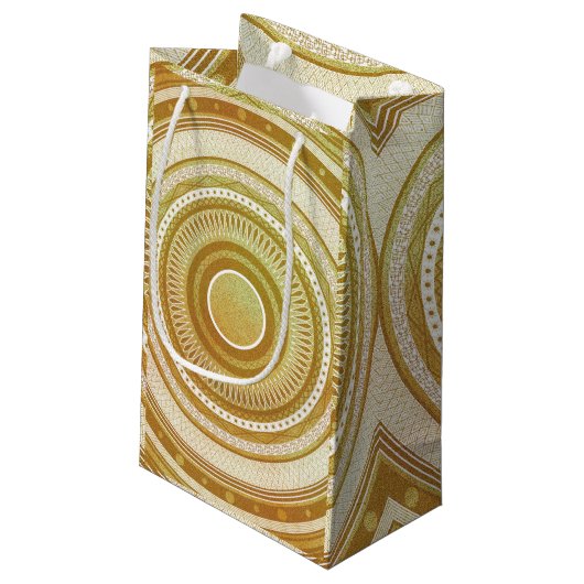 Goud en Glitter Mandala Klein Cadeauzakje (Achterkant Gekanteld)
