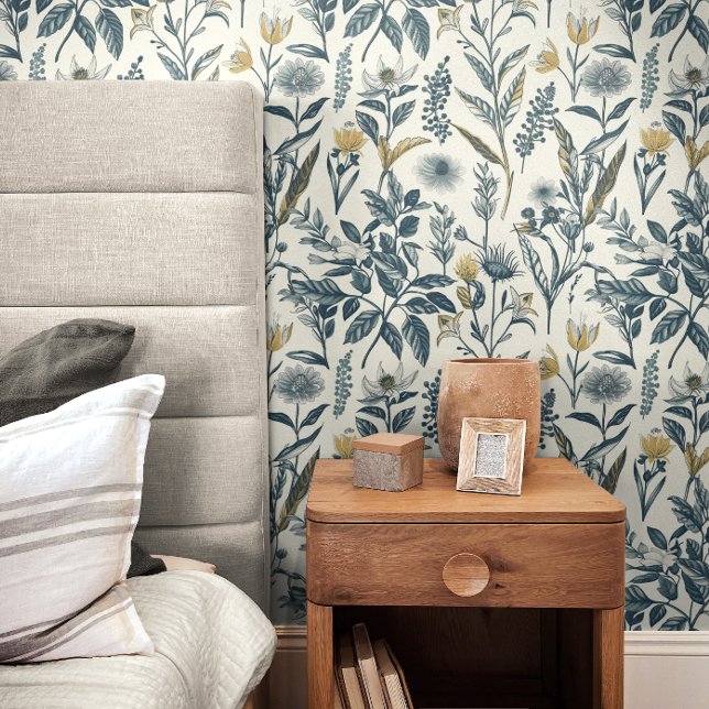 Goud en marine  Botanisch Patroon Behang (This wallpaper design brings the charm of a flourishing garden into your space.)