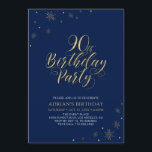 Goud en marineblauw | Modern Chic 90th Birthday Pa Kaart<br><div class="desc">Laten we je speciale dag vieren met deze stijlvolle gouden uitnodiging voor het 90ste verjaardag feest. In dit ontwerp zijn chic gold typografie en gouden elementen met een zwarte achtergrond opgenomen. U kunt de tekst en achtergrondkleur aanpassen. Meer overeenkomende objecten beschikbaar in mijn winkel BaraBomDesign. Als je een aangepast ontwerp...</div>
