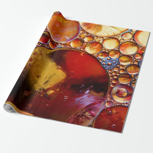 Goud en rode stippen cadeaupapier (Uitgerold)