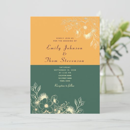 Goud en Smaragd Groene Bruiloft Uitnodiging (Staand voorkant)