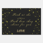 Goud en sparkles sterren op zwart inpakpapier vel (Voorkant 2)