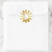 GOUD EN WIT BIDDENDE HANDEN RONDE STICKER (Tas)