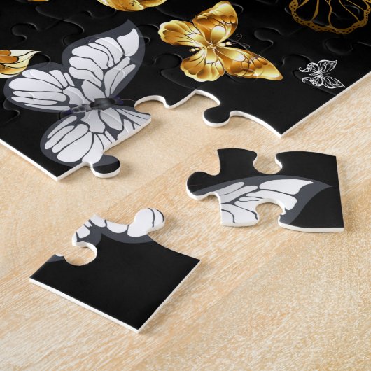 Goud en witte vlinders legpuzzel (Zijkant)