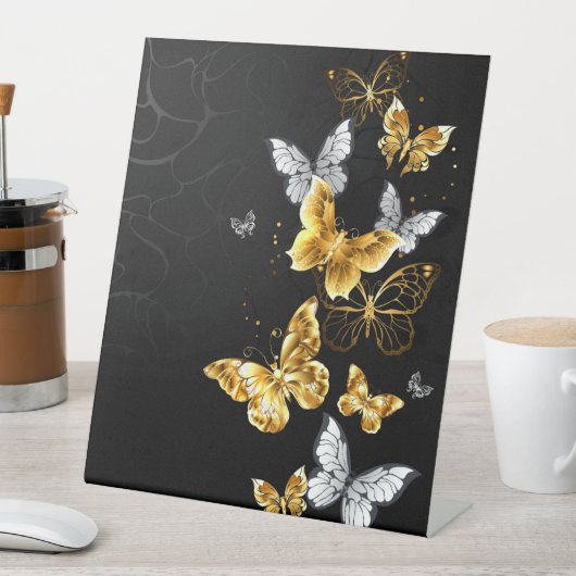 Goud en witte vlinders reclamebord met voetstuk (Insitu)