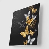 Goud en witte vlinders vierkante klok (Hoek)