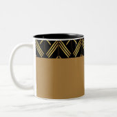 Goud en zwart Art Deco geometrisch pijlpatroon Tweekleurige Koffiemok (Links)