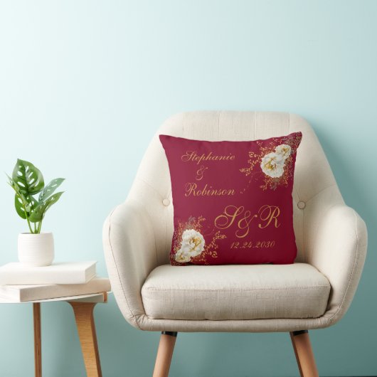 Goud Floral monogram op Bourgogne bruiloft Kussen (Stoel)