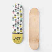Goud Gele Vintage Ananas Patroon Monogram Persoonlijk Skateboard (Voorkant)