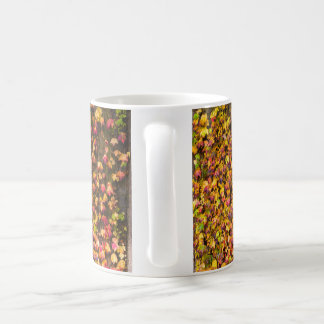 Goud herfstkleuren klimop muur koffiemok