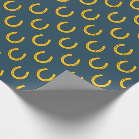 Goud hoefijzer patroon donkere achtergrond cadeauo cadeaupapier (Hoek)