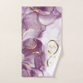 Goud Infinity Initiaal Monogram op paarse en goude Bad Handdoek (Handdoek)