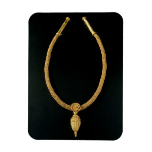 Goud ketting met een werper van Monte Luna Magneet