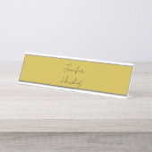 Goud kleurenhandschrift voor professionele doelein bureau naambordje (Voorkant)