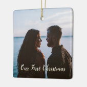 Goud laat het sneeuwen Eerste Kerstfoto Keramisch Ornament (Links)