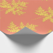 Goud leder op koraal botanisch patroon cadeaupapier (Hoek)