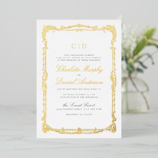 Goud Lijst Classic Script Monogram Bruiloft Folie Uitnodiging (Staand Voorkant)