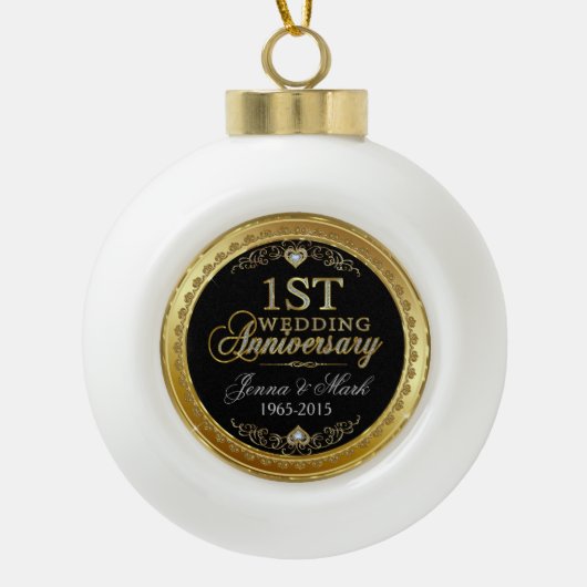 Goud Lijst & Harten Eerste Bruiloft Jubileum Keramische Bal Ornament (Voorkant)
