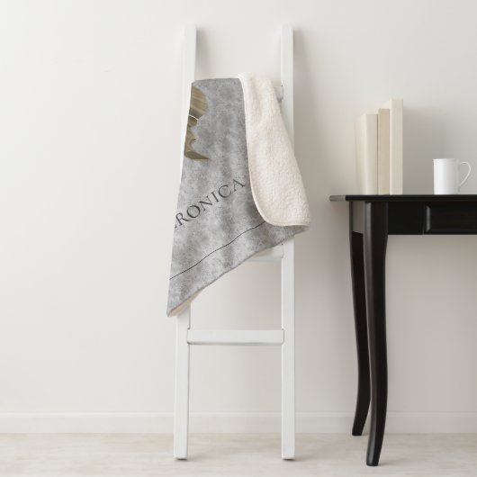 Goud met juwelen versierde vlinder sherpa deken (In situ)