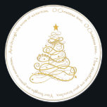 Goud Metallic Filigree "O Christmas Tree" Tekst Ronde Sticker<br><div class="desc">Een gouden metallic filigraan kerstboom met mooie gebogen lijnen en wervelingen en een ster bovenop op een witte achtergrond. Dit minimalistische vakantiesymbool is goud en wit en heeft een schone, heldere, vrolijke uitstraling; het zal de hele vakantie vreugde verspreiden. Het ontwerp is omlijst door cirkelvormige typografie met teksten uit de...</div>