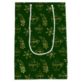 Goud op groene kerstsymbolen naadloos patroon medium cadeauzakje (Achterkant)