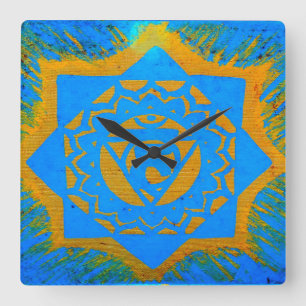 goud op het blauwe tantrische symbool vierkante klok