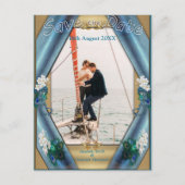 Goud, Peacock Feathers op Emerald Green Silk Aankondigingskaart (Voorkant)