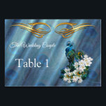 Goud, Peacock Feathers op Emerald Green Silk Kaart<br><div class="desc">Goud op decoratieve metallic smaragdgroene zijde met twee pauwen,  veren en witte bloemen om deze pauw bruiloft of decor ontwerp aan te passen om aantal en naamkaarten voor elke quest op de tafel te personaliseren</div>