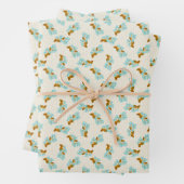 Goud pine-connen en -pijnen inpakpapier vel (In situ)