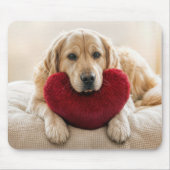 Goud Retriever Met Een Rode Hartkussen Muismat (Voorkant)
