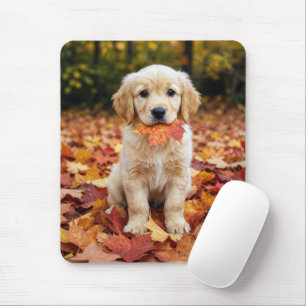 Goud Retriever Puppy in Herfstbladeren Muismat