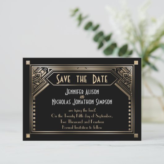 Goud Shaded Gatsby Art Deco Bruiloft Save the Date (Staand voorkant)