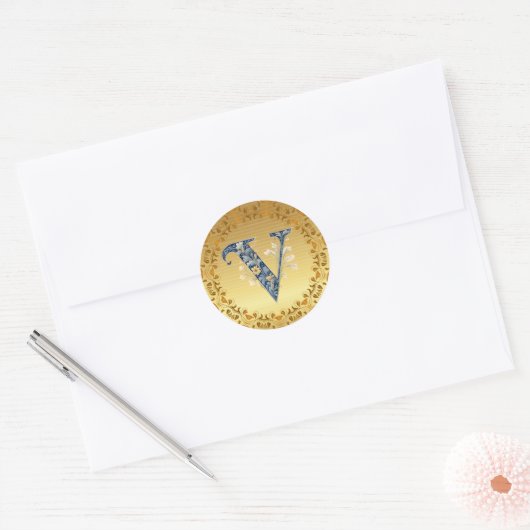 Goud V Monogram Ronde Sticker (Envelop)