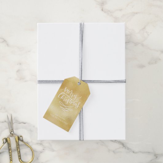 Goud Vrolijk Kerstmis Script Kerstbomen Cadeaulabel (Met Touw)