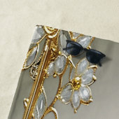 Goud Wit Bloemen Strandlaken (In situ)