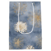 Goud Witte Blauwe Glitter Vuurwerk Medium Cadeauzakje (Achterkant)