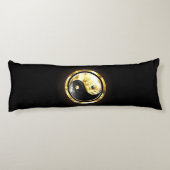 Goud Yin Yang op zwart Lichaamskussen (Achterkant)
