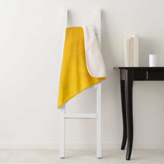 Goudachtergrond of -ondergrond en schaduwachtergro sherpa deken (In situ)