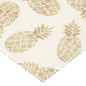 Goudananassen op eiwit Tropisch Tafelkleed (Gekanteld)