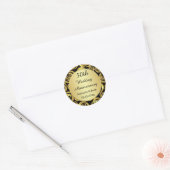 Goudbloemen op zwart 50e Jubileum Ronde Sticker (Envelop)