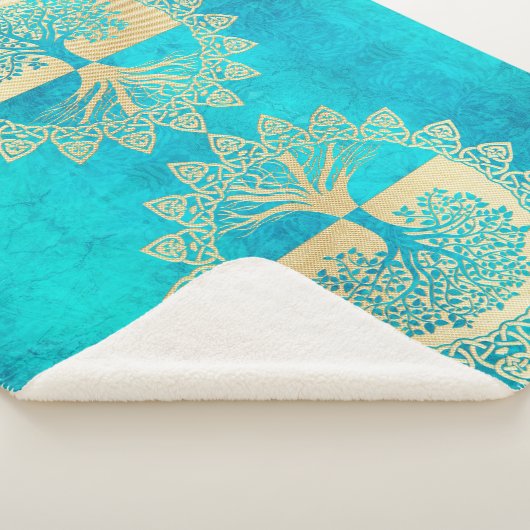 goudboom op Turquoise Sherpa Deken (3/4)