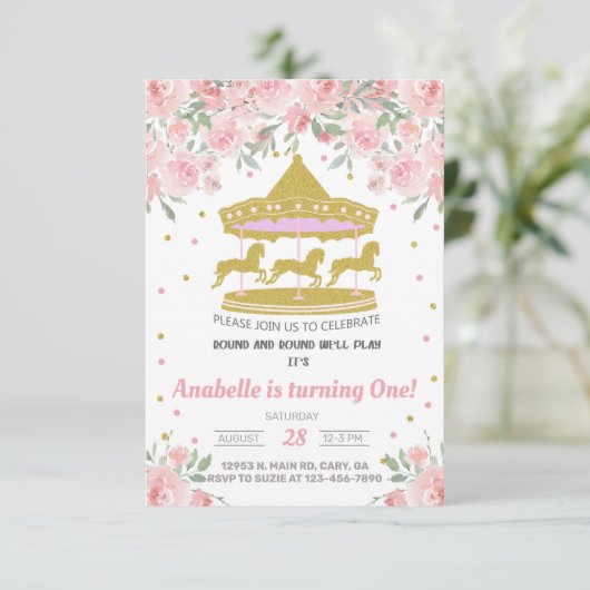 Goudcarrouselmeisje eerste uitnodiging op verjaard (Staand voorkant)
