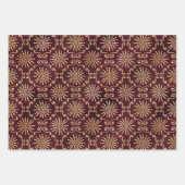 Goudcirkels en wervelingen op donkerrood inpakpapier vel (Voorkant 3)