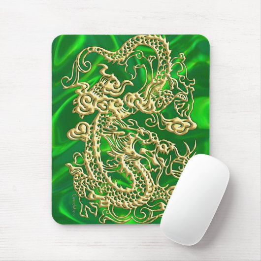 Gouddraak in reliëfdruk op getextureerde groene la muismat (Met muis)